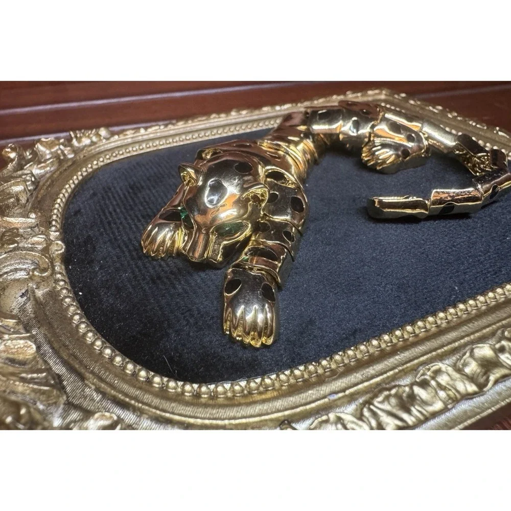 Vintage Articulated Panther Leopard Brooch Gold Tone Green Eyes Statement Jewelr